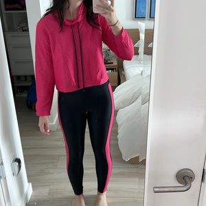 KORAL HOT PINK PULLOVER Size M